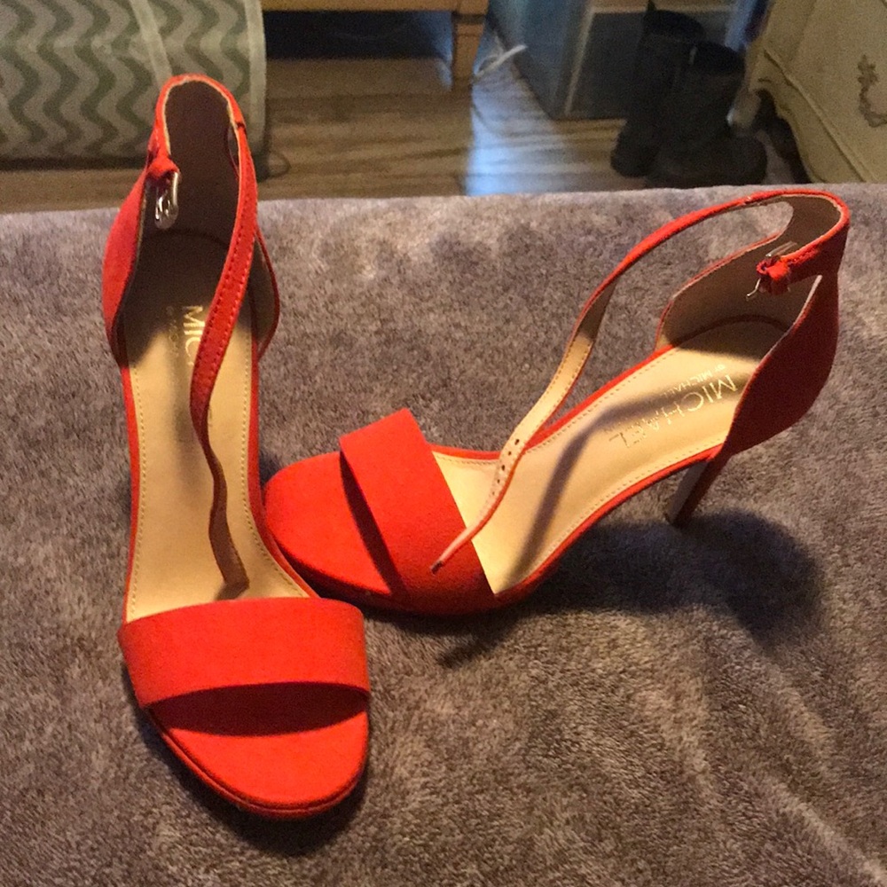 Red Michael Shannon heels